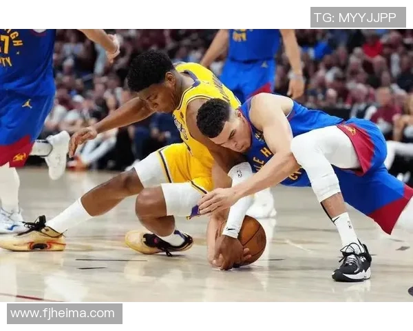 西部决赛湖人与掘金第四场精彩对决回顾与分析